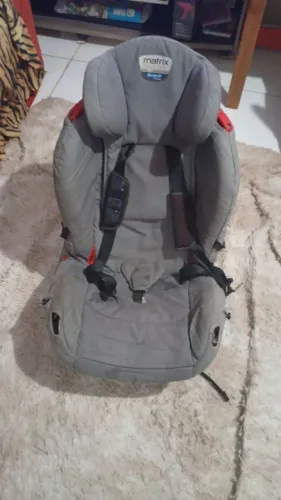 Cadeirinha de bebê pra usar no carro