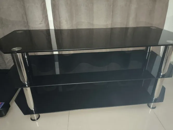 Rack de vidro impecável 