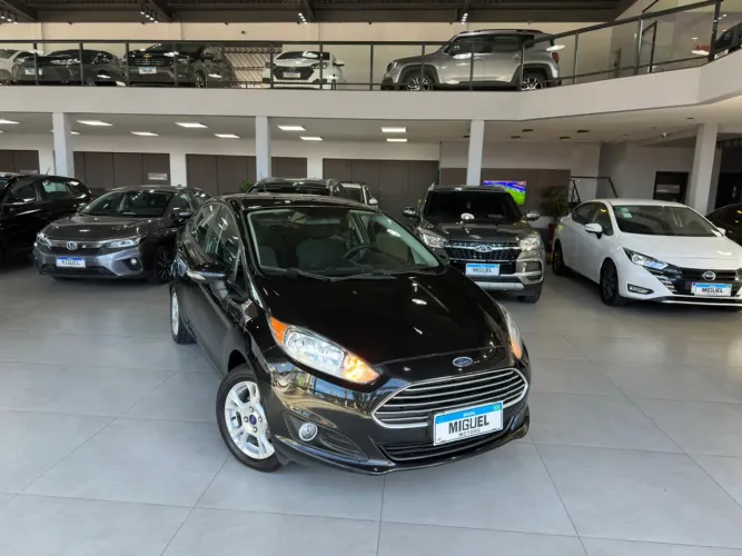 Ford Fiesta SE 1.6 Powershift Aut. 2014
