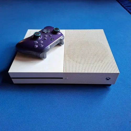 Xbox One S