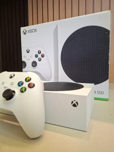Xbox Séries 512GB SSD (Aceito Cartão)