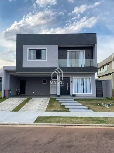 Casa em condomínio à Venda em Jardim Carvalho, Ponta Grossa - PR