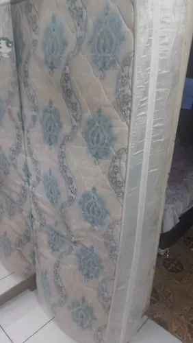 Vende-se cama usada 
