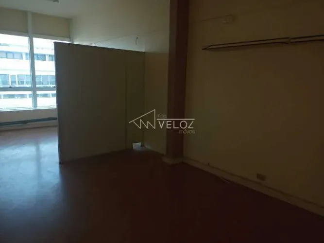 Sala-À VENDA-Centro-Rio de Janeiro-RJ