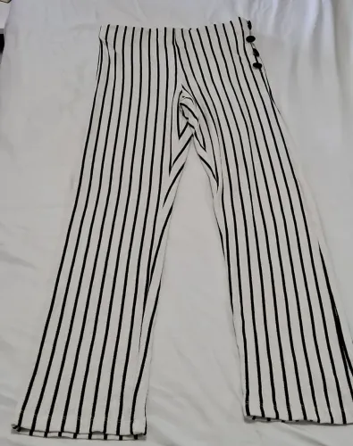 Calça listrada preta de viscose com elastano, marca Slywear
