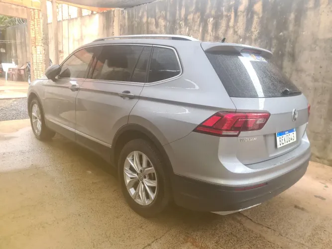 Volkswagen Tiguan Allspac Comf 250 TSI 1.4 Flex 2020