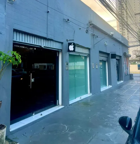 Salas/lojas na Madalena 