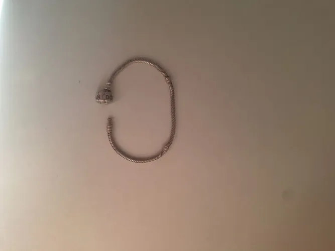 Bracelete Pandora em prata