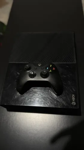 Xbox One - EM EXCELENTE ESTADO