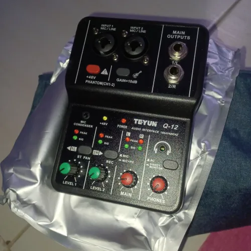 Placa de som profissional Q-12