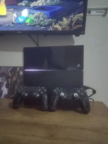 Troco por Xbox one s ou vendo play 4 excelente estado...