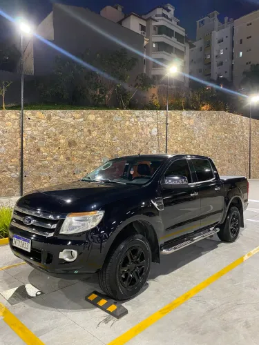 Ford Ranger XLT 2.5 16V 4X2 CD Flex 2014