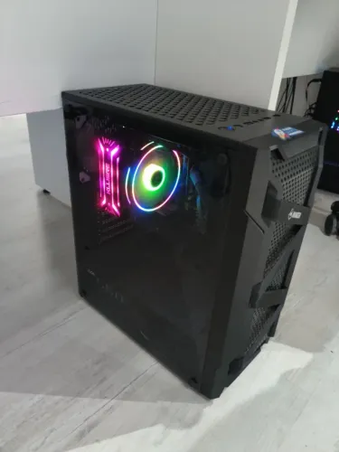 PCs de Alta Performance 32GB RAM + SSD + Win 11