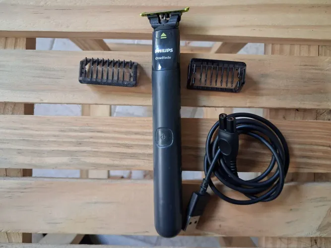 Barbeador e Aparador - Philips - OneBlade