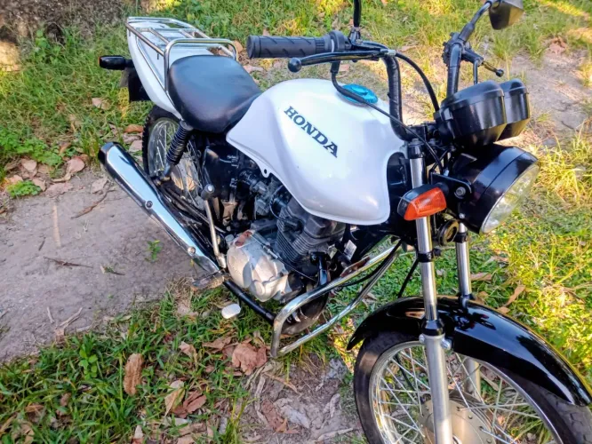 Moto Honda CG 2013