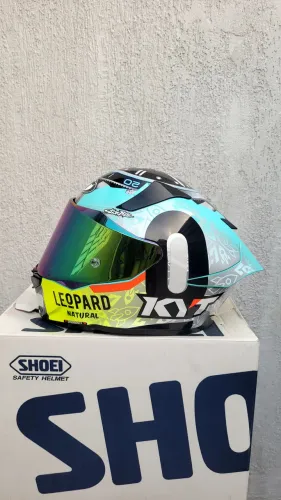 Capacete kyt