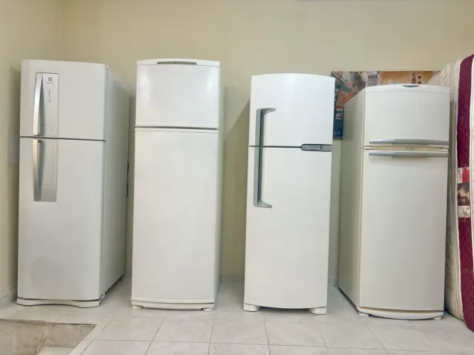 Geladeira duas portas , geladeira Frost free 