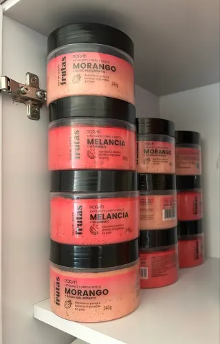 10 esfoliantes morango/ melancia