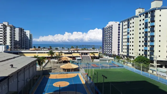 Apartamento à venda com 3 dormitórios na Cidade Ocian em Praia Grande