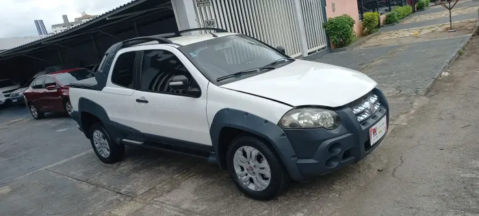 Fiat Strada Adventure1.8/ 1.8 Locker Flex CD 2012
