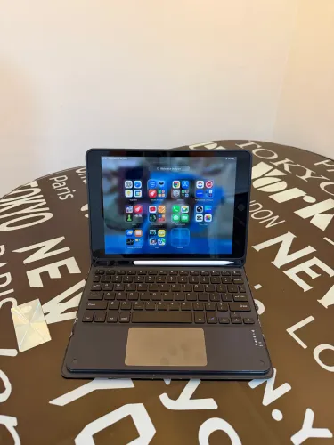 iPad 9º geração com caneta, teclado e capa