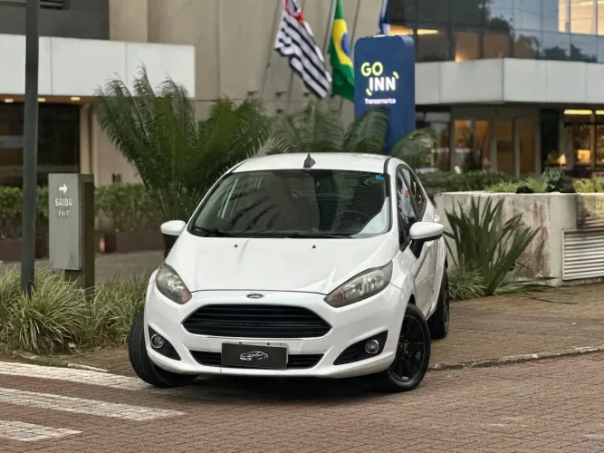 Ford Fiesta 1.5 16V Flex Mec. 5P 2014