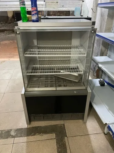Vendo balcão quente gelopar 220 v