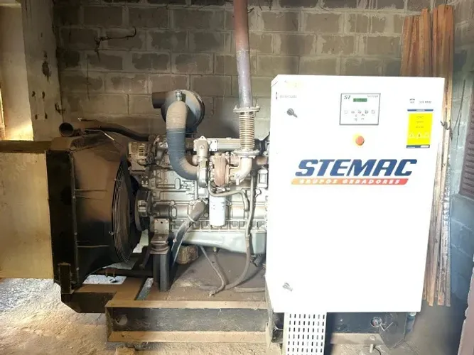 Grupo Gerador de Energia Stemac ST2130