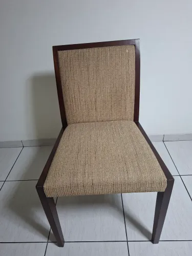 Cadeira para mesa de jantar