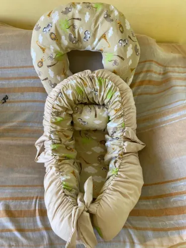 Ninho de bebê com almofada de amamentação 
