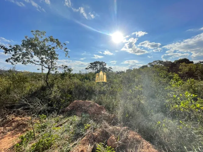 Excelente Lote à Venda no Bairro Fernão Dias ? 450m² com Documentação e Energia