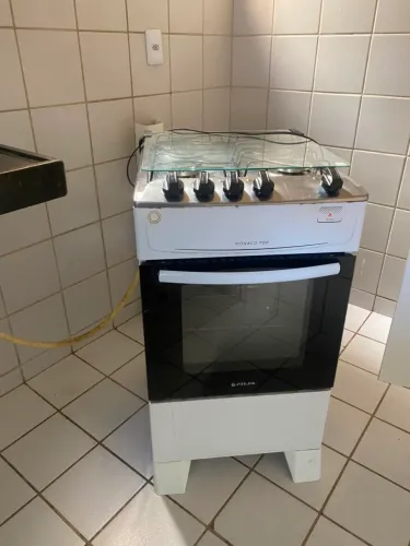 VENDO FOGÃO 4 BOCAS ELÉTRICO