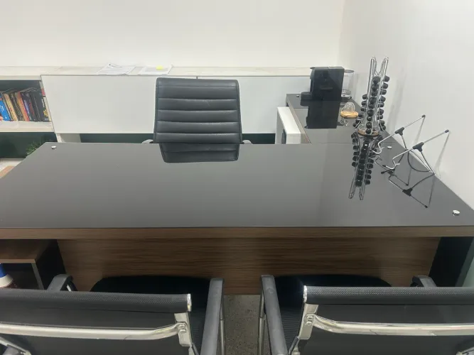 Mesa para escritório