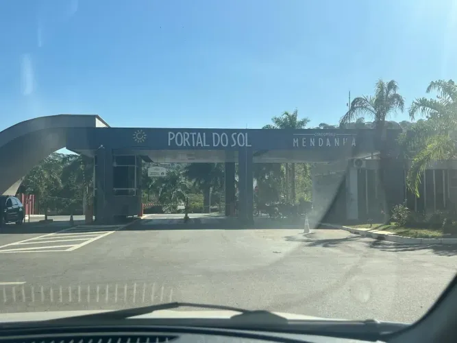 Imóvel para venda possui 544 metros quadrados em Residencial Parque Mendanha - Goiânia - G