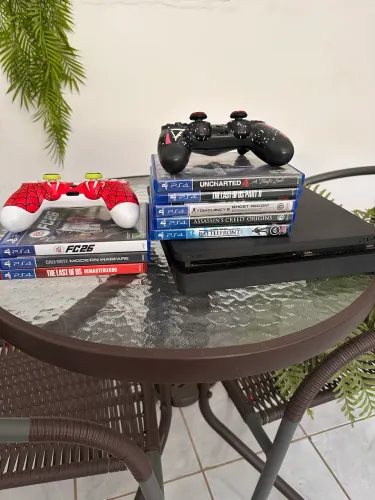 PS4