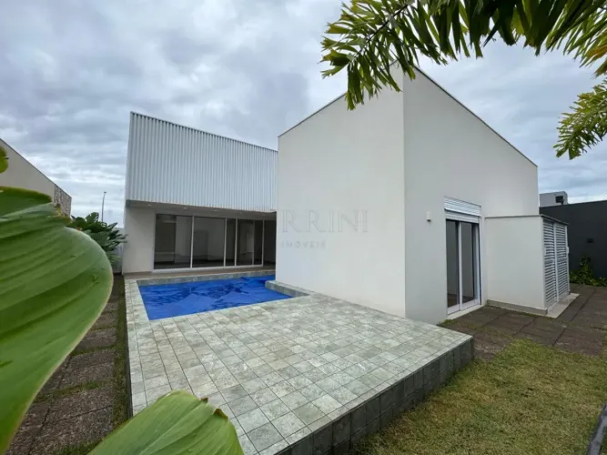 Casa à venda no condomínio Residencial Alphaville em Bauru -SP.
