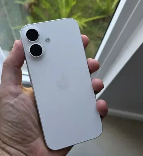 IPhone 16 256GB branco 