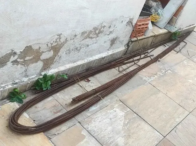 Ferro resto de obra para estrutura