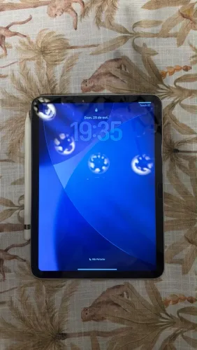 iPad 10ª Geração + Apple Pencil 1ª Geração + Capinha | Excelente Estado
