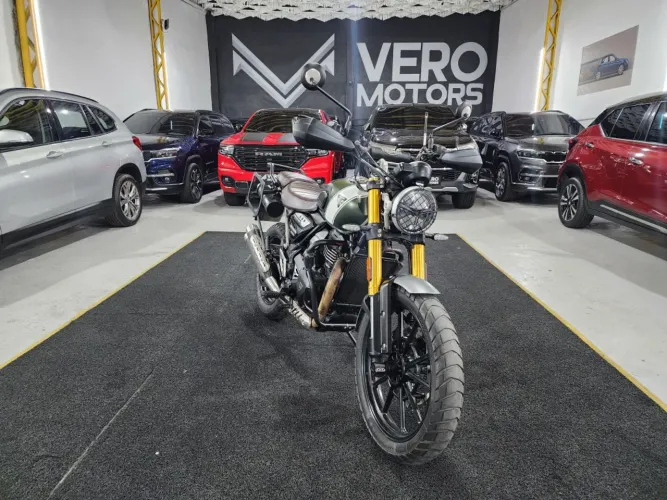 Triumph Scrambler 400x 2025