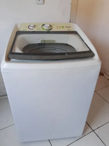Vendo uma máquina de lavar roupa Consul 12kg bem conservada funcionando perfeitamente