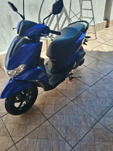 vendo moto fluor 125 semi nova pouco uso, moto de garagem em meu nome