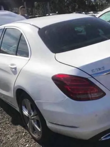 Sucata Mercedes-Benz C180 ...peças