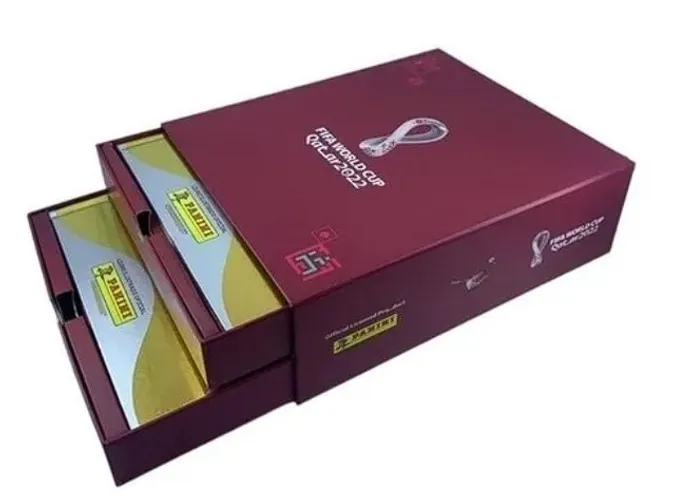 kit pai e filho copa do mundo qatar 2022 - dois albuns capa dura dourado + box exclusivo