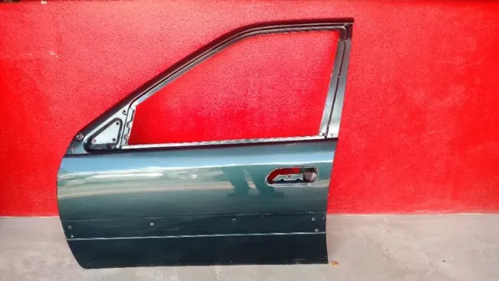 Porta dianteira esquerda Citroen Xantia 1995