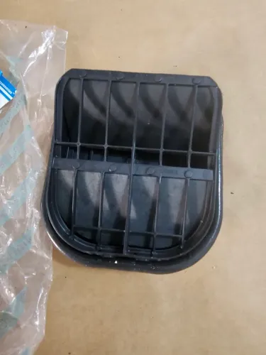 Toro mobi palio stilo moldura entrada de ar parachoque nova original
