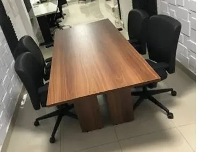 Mesa de Reuniao L 200 com calha para fiação - Promoção