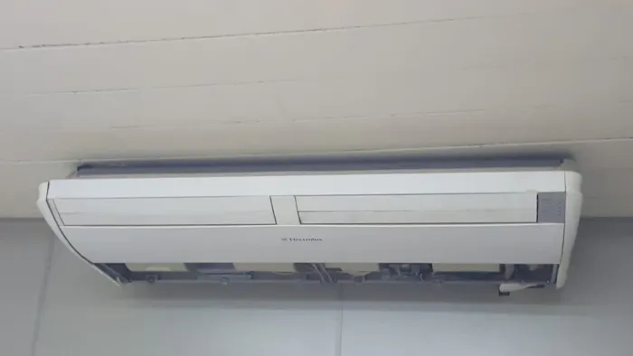 Ar Condicionado Split  58.000 BTUs 12X s/juros Trifásico Piso Teto Usado Funcionando
