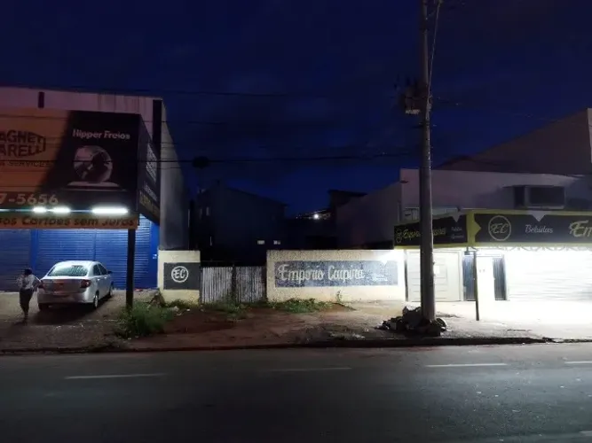 Lote comercial avenida noroeste para vender
