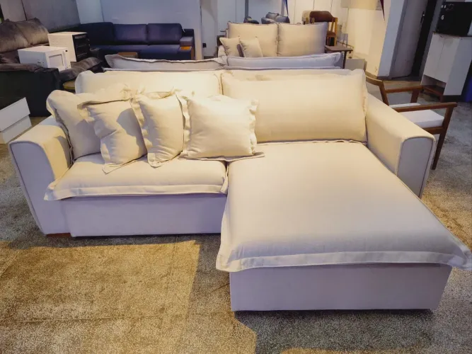 Sofá de linho retrátil